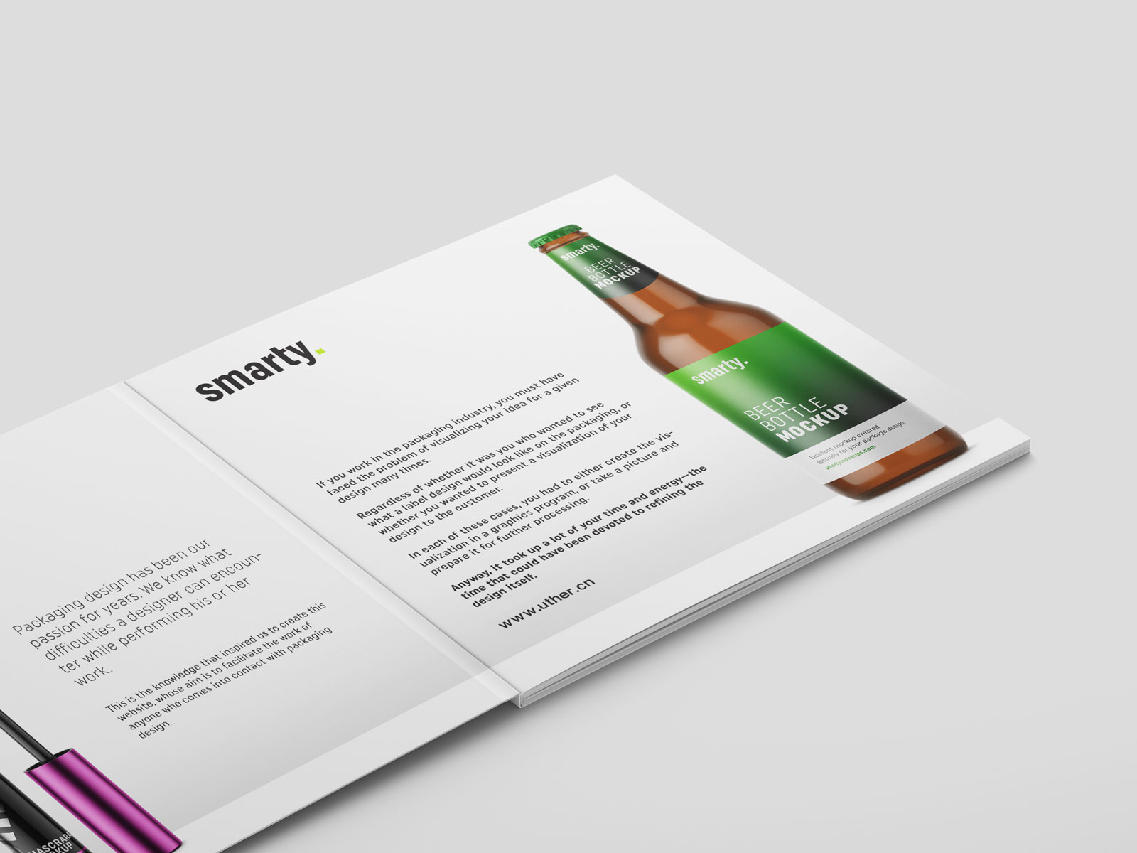 绿色大气正方形产品宣传册设计内页展示样机素材brochure mockup .psd素材
