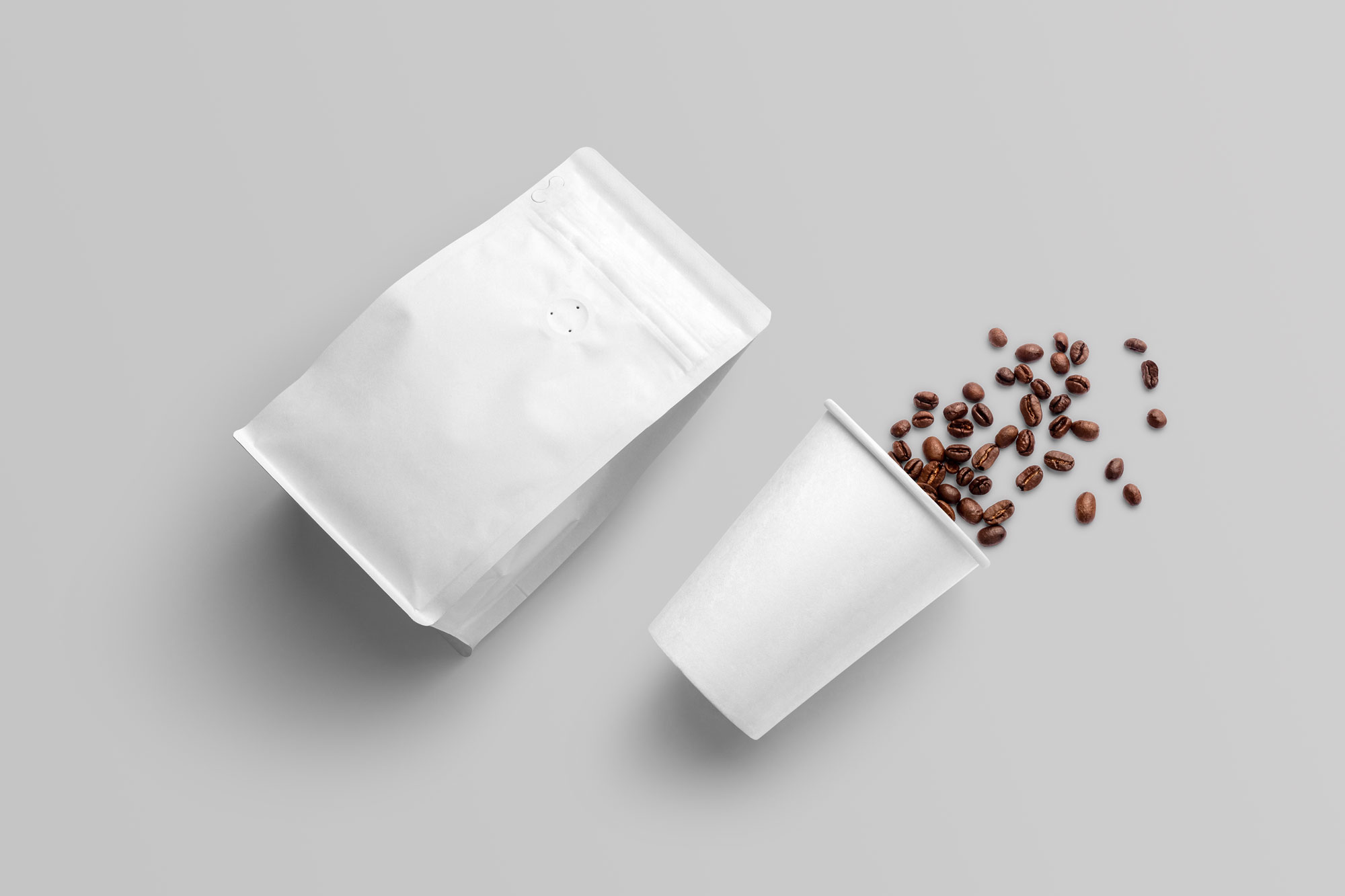 咖啡豆包装纸杯psd样机模型coffee mockup