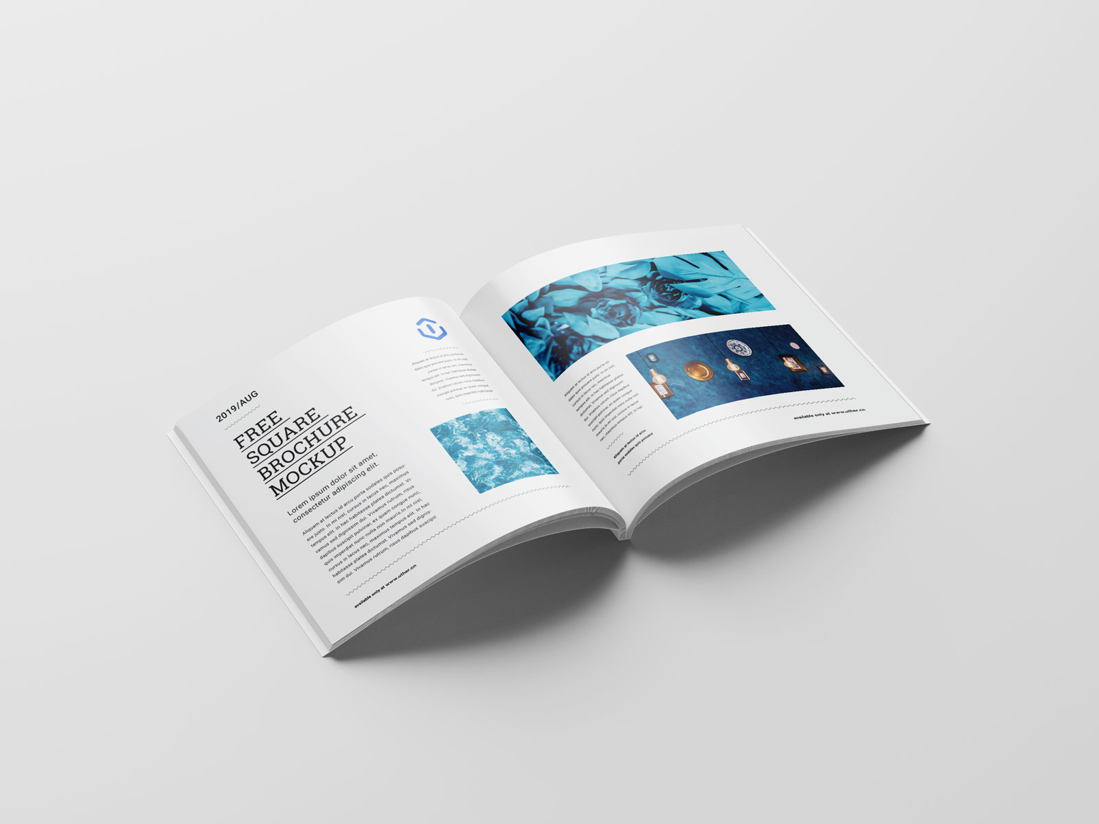 高端正方形胶装宣传册画册手册设计内页展示PSD样机素材brochure mockup