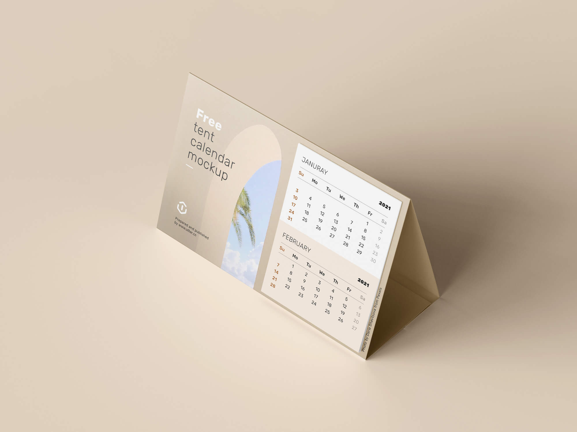 简易横向台历psd样机模型Desk Calendar Mockup