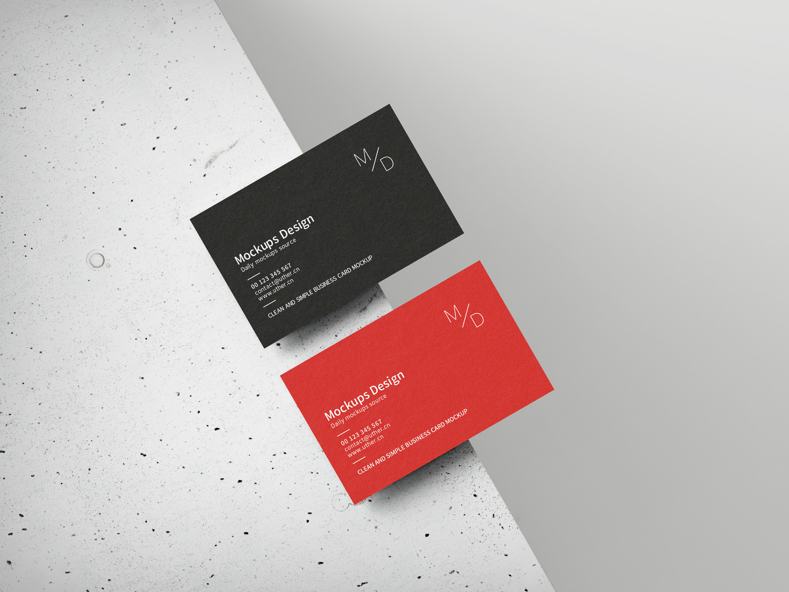 放在混凝土方块上的名片卡片样机模型Business Cards Mockup .psd素材