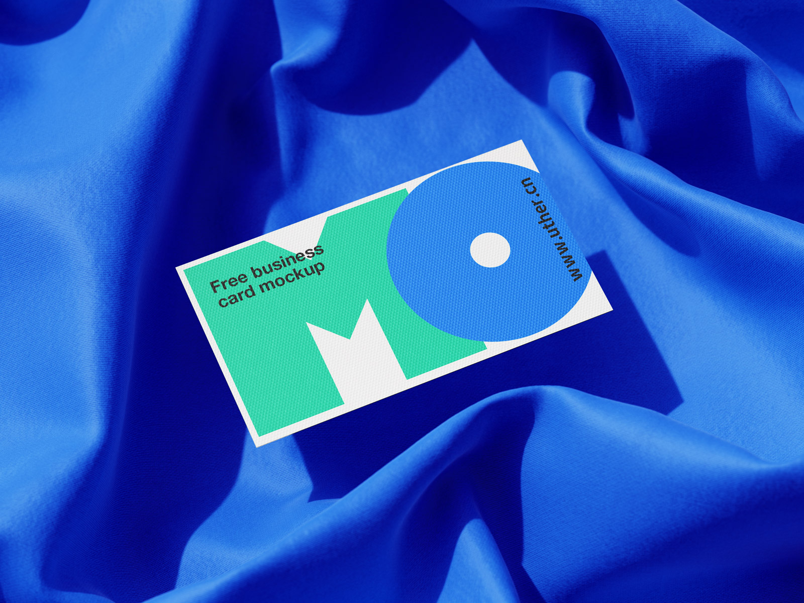 放在织物上的的名片卡片样机模型Business Card Mockup .psd素材