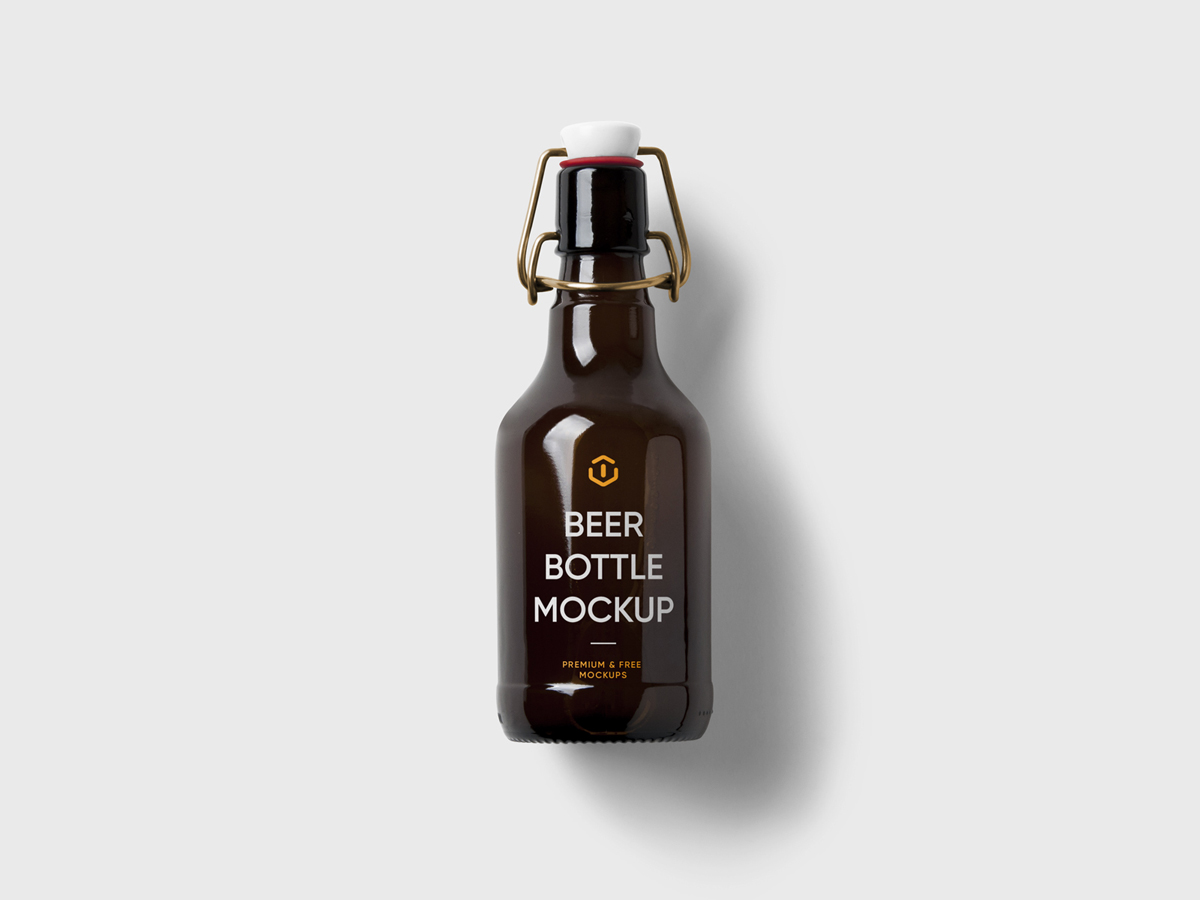 高质量棕色啤酒瓶样机模型Beer Bottle Mockup .psd素材